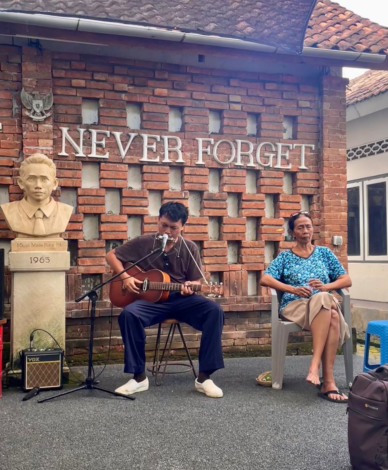 Taman 65 is a space that keeps the memory of the 1965 massacres alive through various formats such as songs.