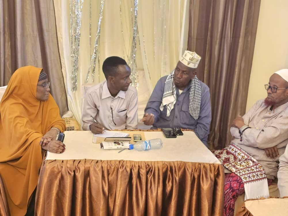 Discussion among IPN members during the Advanced Climate Security & Conflict Transformation workshop.